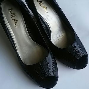Mia wedge shoes